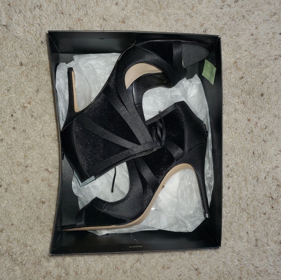 Nina women's shoe - Picture 3 of 8